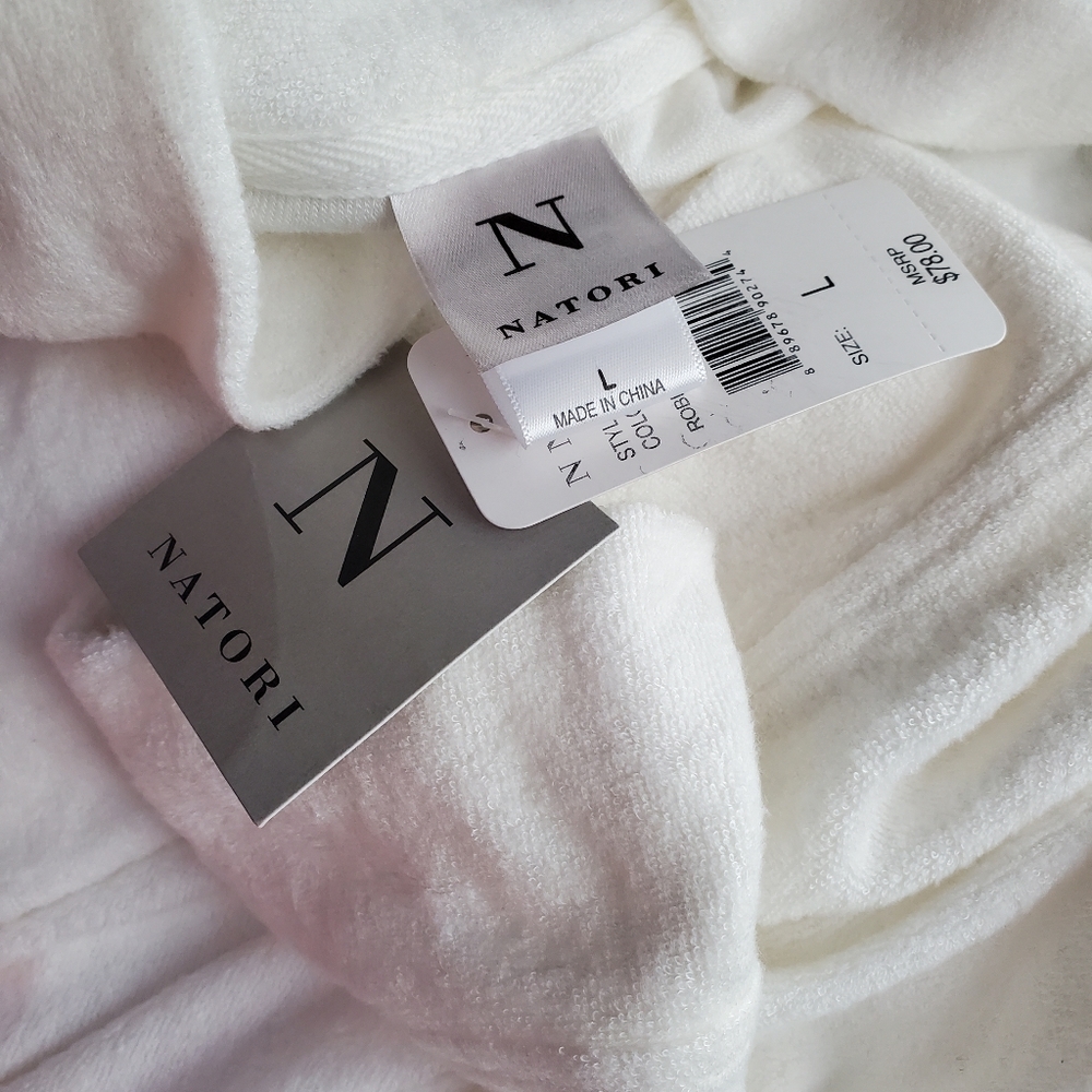 NWT White Terry Robe - Picture 4 of 8